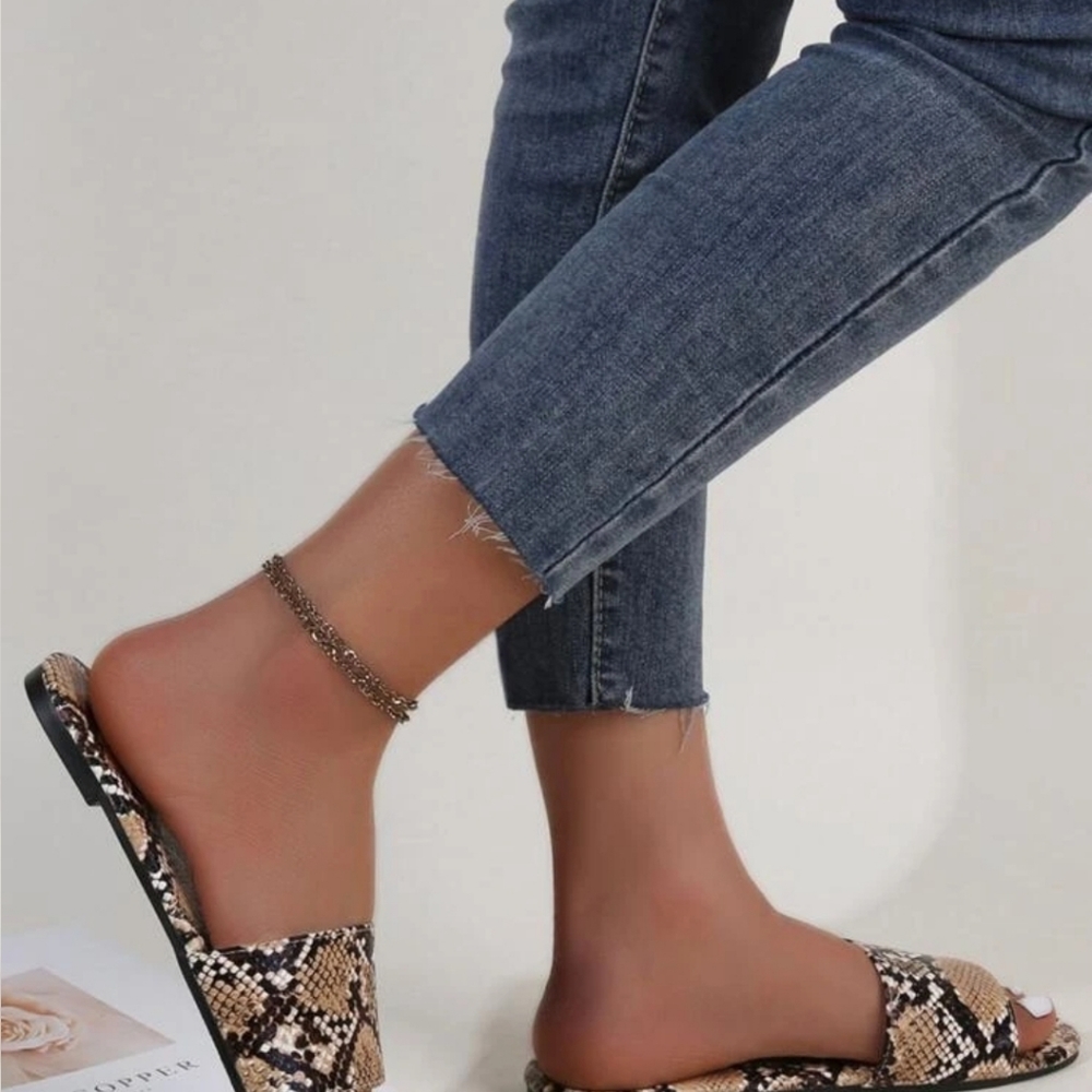 Snakeskin Slides - Picture 3 of 4